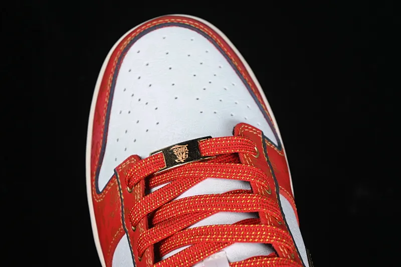 All categories Nk SB Dunk Series Nk SB Dunk Low Low-top sneakers Nk SB Dunk Low Chinese New Year Festive Red Anniversary high-end customization Low-top casual sneakers RW1220-005
